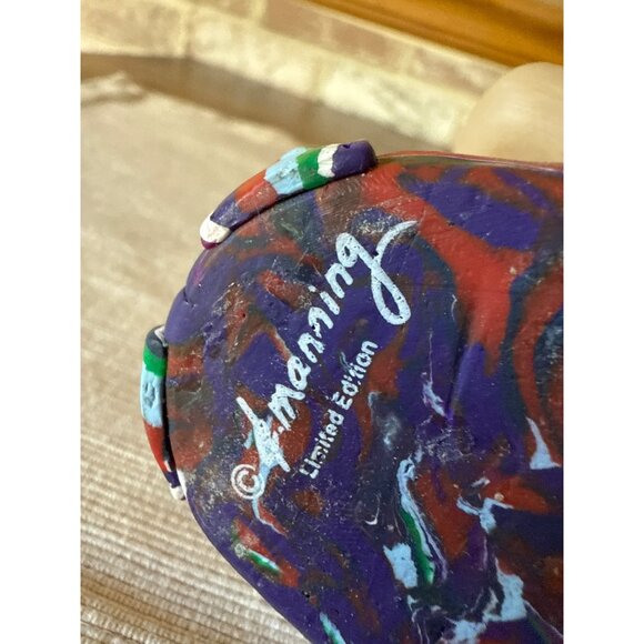 Limited Edition Beach Bum Figurine  Sunglasses & Towel D Manning Shelf Sitter - Picture 6 of 16